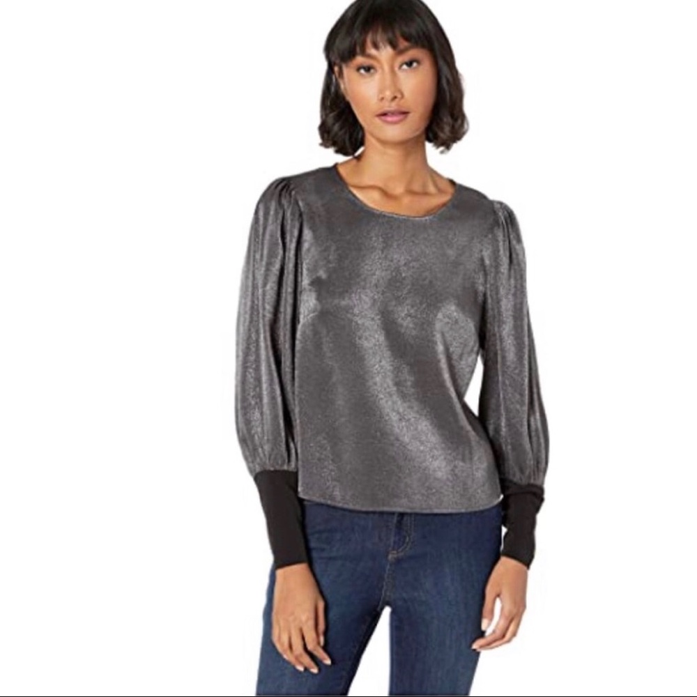 BCBGeneration Puff Sleeve Metallic Snap Back Top